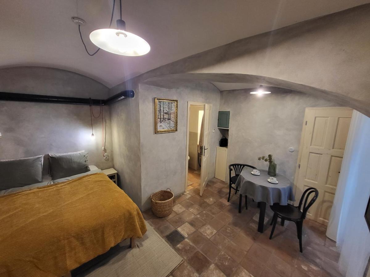 Only Apartments Jindřichŭv Hradec Esterno foto